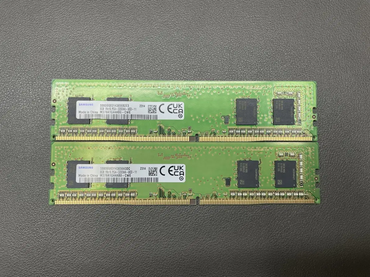 삼성 램 DDR4 3200aa 8GB 2개